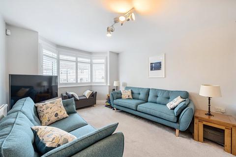42 Sherwood Road, Coulsdon, CR5 3DG