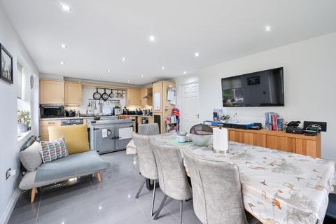 undefined, Greenacres, Tadworth KT20