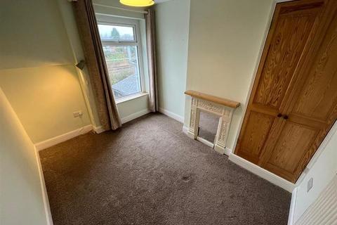 3 bedroom terraced house to rent, Railway Street, Splott, Cardiff