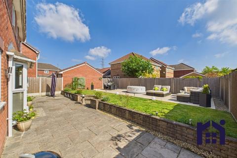6 Little Close, Farington Moss, Leyland, PR26 6QU