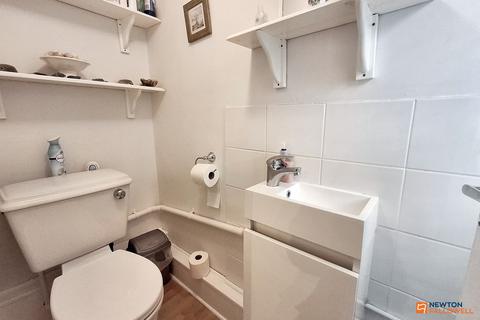 15 Andrews Crescent, Paston, Peterborough, PE4 7XL