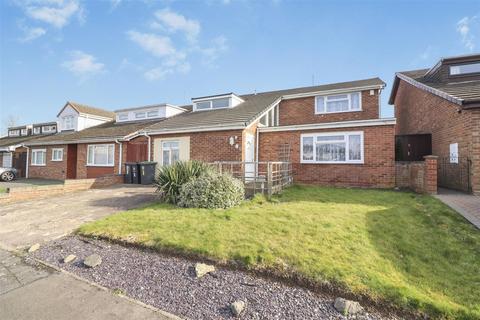 4 bedroom detached house for sale, Larkhill, Rushden NN10