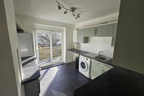 3 bedroom flat for sale, Romilly Crescent, Canton, Cardiff