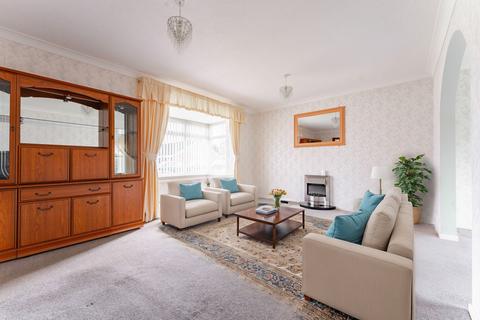 23 Beeching Drive, Lowestoft, NR32 4TB