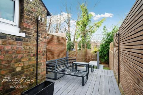 undefined, Eastcombe Avenue, London
