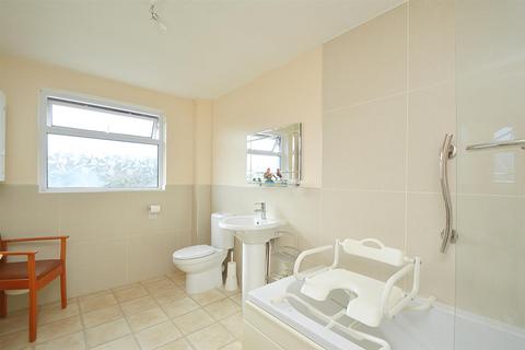 2 bedroom semi-detached house for sale, CLOSE TO OLD VILLAGE * SHANKLIN