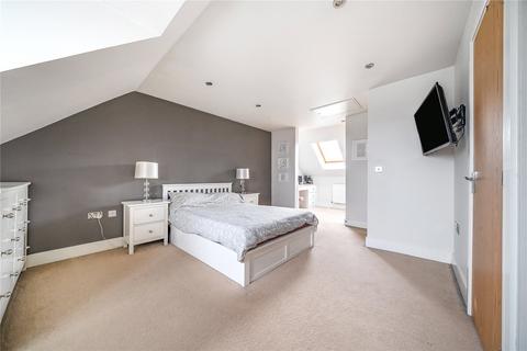 49 Damson Drive, Hartley Wintney, Hook, RG27 8WR