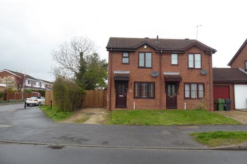 2 bedroom semi-detached house to rent, The Flats, Bromsgrove B61