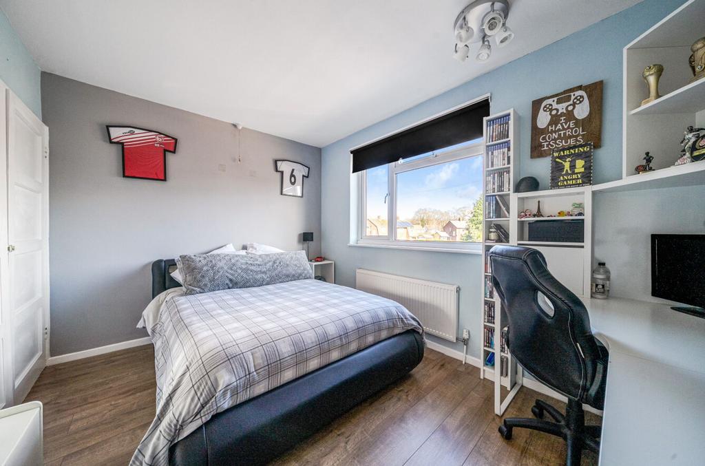 Second bedroom