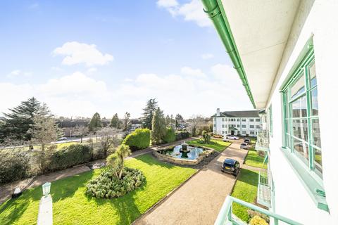 2 bedroom apartment for sale, Pinner Court, Pinner, Middlesex