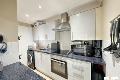 1 bedroom flat for sale, Rena Hobson Court, Tiverton