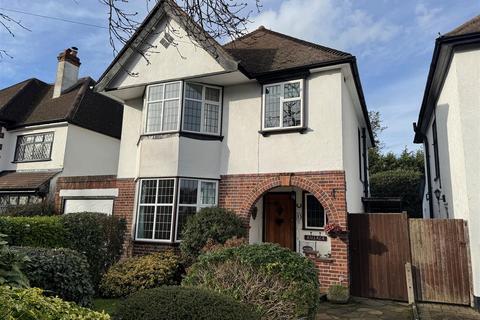 3 bedroom detached house for sale, Greencourt Road, Petts Wood