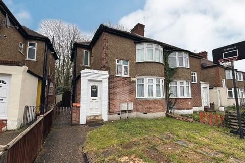 1 bedroom flat for sale, 12 River Gardens, Feltham, Middlesex, TW14 0RE