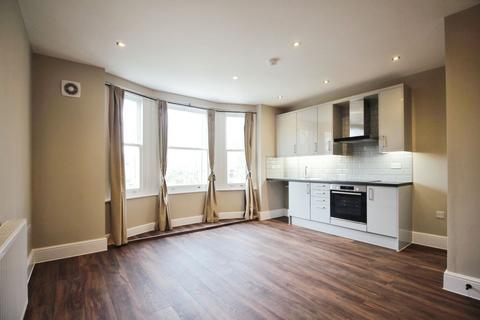 1 bedroom flat to rent, Silver Street, Enfield, EN1