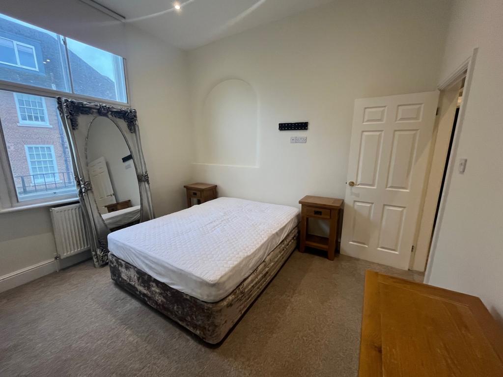 Bedroom (1)