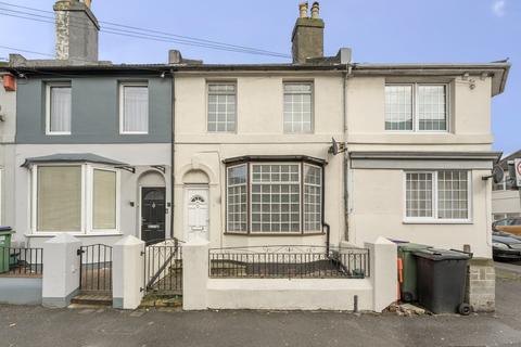 3 bedroom terraced house for sale, Canterbury Road, Folkestone, CT19