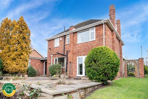 3 bedroom detached house for sale, Bawtry Road, Bessacarr, Doncaster