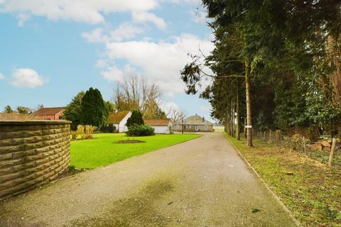 2 bedroom detached bungalow for sale, Markman Lane, Nafferton, YO25 4LJ