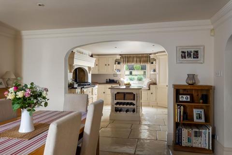 undefined, Lansdown Parade, Cheltenham, GL50