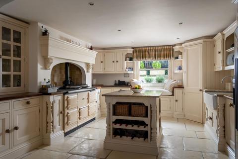 undefined, Lansdown Parade, Cheltenham, GL50