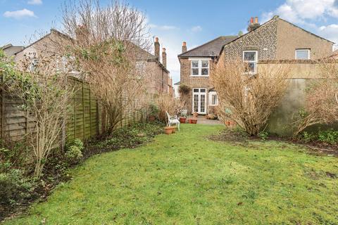 4 bedroom semi-detached house for sale, Farnley Road, London, SE25