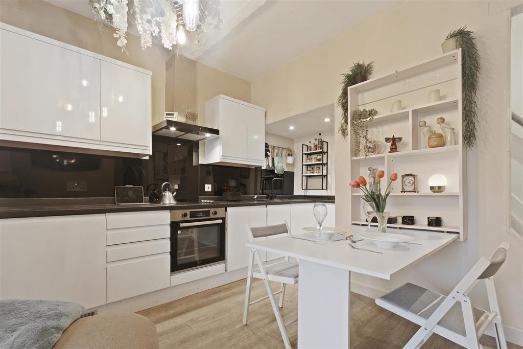 Open plan modern kitchen