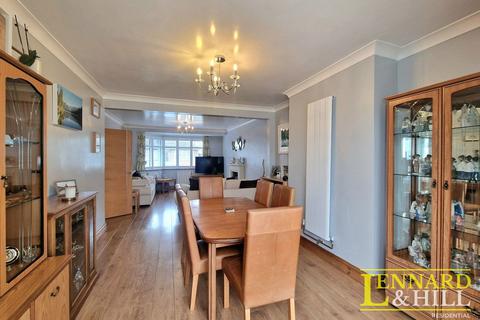 4 bedroom semi-detached house for sale, Carlton Road, Grays RM16