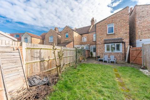 31 Welldon Crescent, Harrow, HA1 1QP