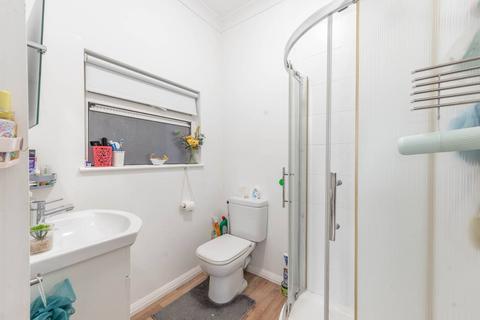 31 Welldon Crescent, Harrow, HA1 1QP
