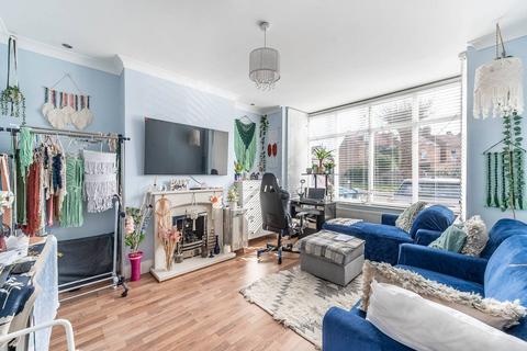 Welldon Crescent, Harrow, HA1