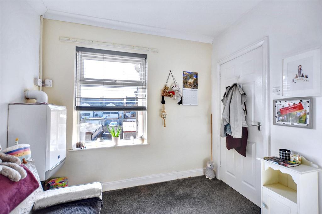 Bedroom 2 2.jpeg