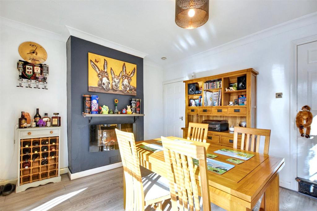 Dining Room 2.jpeg