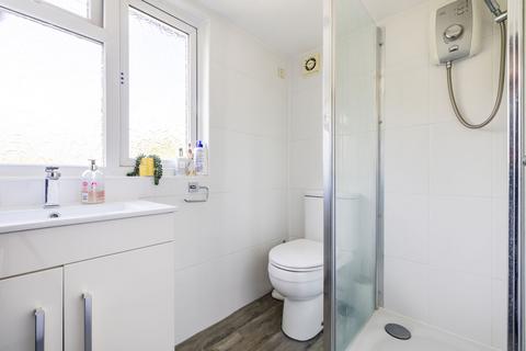 63 Maple Way, Coulsdon, CR5 3RP