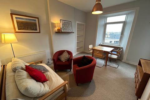 1 bedroom flat to rent, West Montgomery Place, Hillside, Edinburgh, EH7