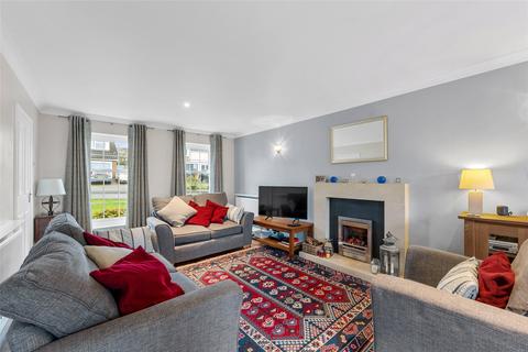 1 Kendal Close, Reigate, RH2 0LR