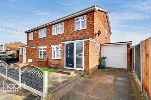 3 bedroom semi-detached house for sale, Kitkatts Road, Canvey Island