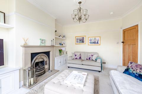 4 bedroom semi-detached house for sale, Leeds LS17