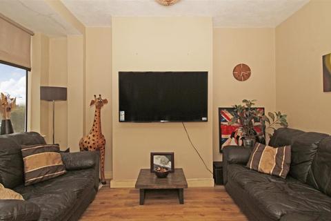 329 Marvels Lane, London, SE12 9PU