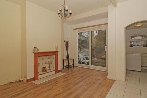 329 Marvels Lane, London, SE12 9PU