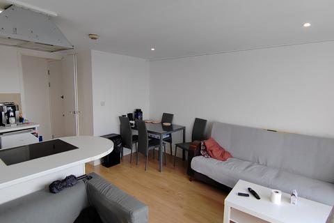 2 bedroom apartment to rent, High Road, Willesden, London NW10