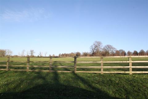 2 bedroom semi-detached house to rent, Kingsey, Buckinghamshire