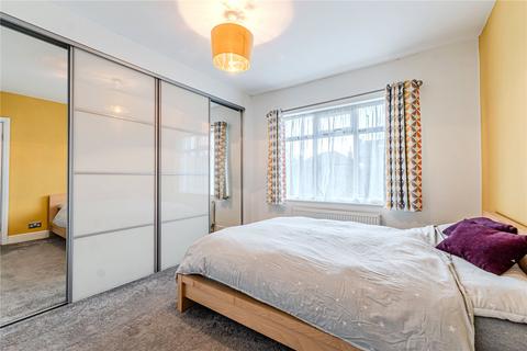 61 Broadgate Lane, Horsforth, Leeds, LS18 5AB