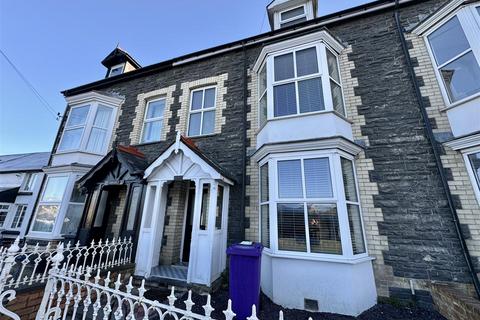 4 bedroom terraced house for sale, Pwllhobi, Llanbadarn Fawr