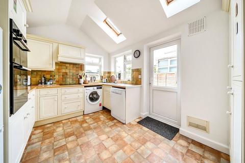 2 bedroom terraced house to rent, The Common, Cranleigh, GU6