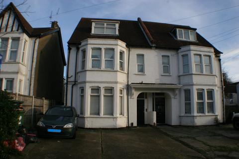 Satanita Road, Westcliff-on-Sea SS0