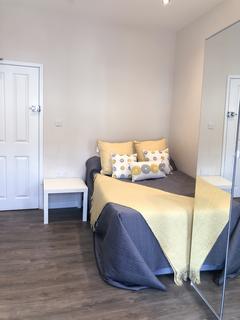 4 bedroom house to rent, Gloucester Road, Bristol BS7