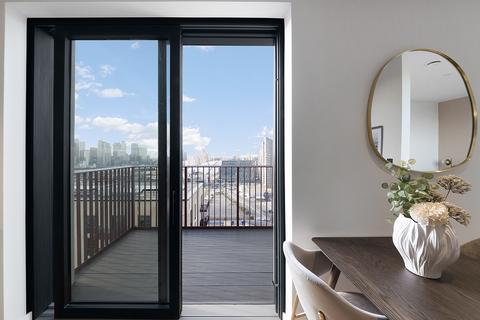 undefined, Peninsula Gardens, Greenwich Peninsula, London, SE10