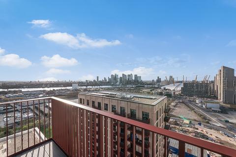 undefined, Peninsula Gardens, Greenwich Peninsula, London, SE10