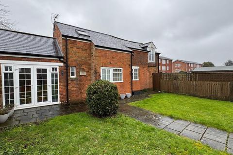 2 bedroom detached house for sale, Pelican Lane, Newbury RG14