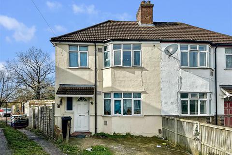 3 bedroom semi-detached house for sale, Waye Avenue, Hounslow TW5